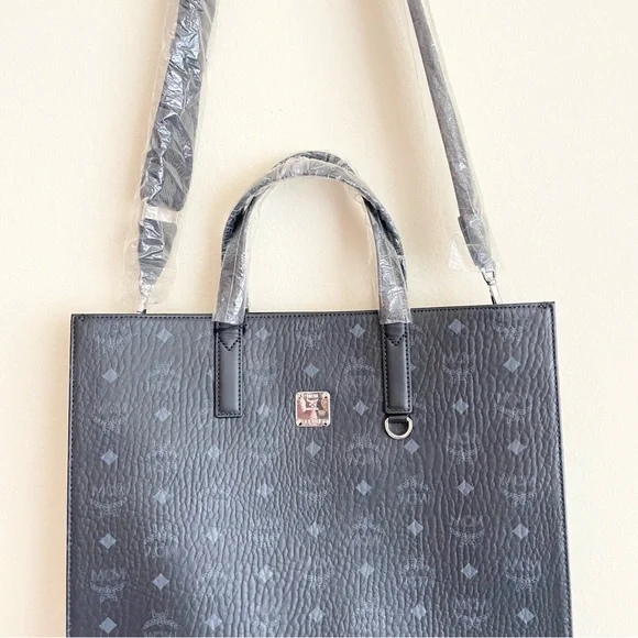 MCMAren Tote in Visetos